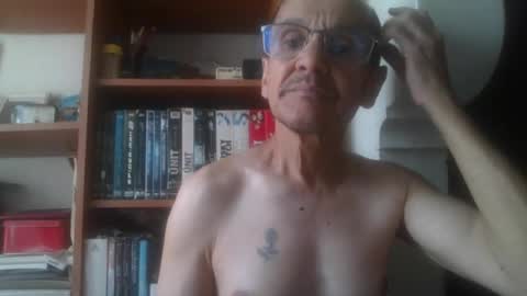 Snapshot of pichoun71 chatting on July 19, 2:32 pm pichoun71 online show from July 19, 2:32 pm