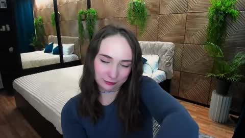 Emelie online show from February 2, 4:11 am