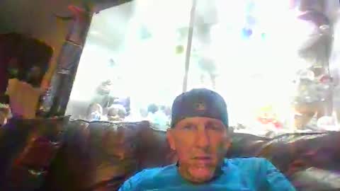 pierce702420 online show from April 3, 10:19 pm