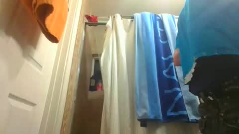 pierce702420 online show from April 19, 4:01 am