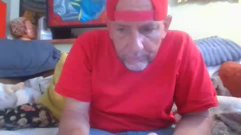 pierce702420 online show from April 22, 7:26 pm