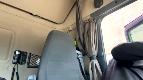 Snapshot of pierotu chatting on December 3, 11:44 am pierotu online show from December 3, 11:44 am