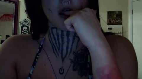 Snapshot of piinkpussycat2001 chatting on October 28, 11:51 pm piinkpussycat2001 online show from October 28, 11:51 pm