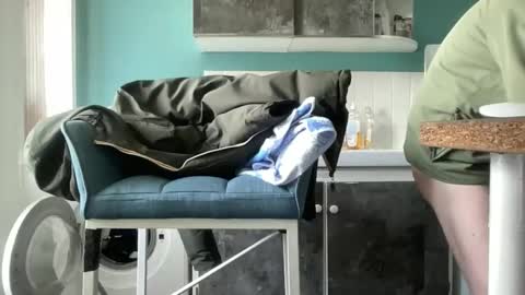 Pikafounes online show from April 14, 8:31 am