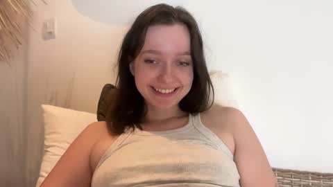 Snapshot of pileacadieri__ chatting on December 28, 1:06 pm Trisha online show from December 28, 1:06 pm