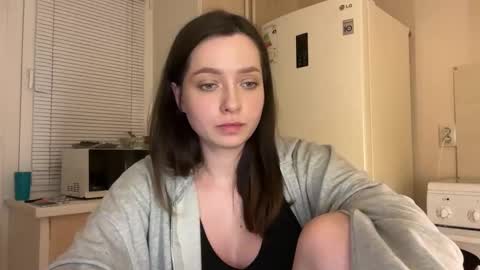 Snapshot of pileacadieri__ chatting on September 17, 3:35 pm Trisha online show from September 17, 3:35 pm