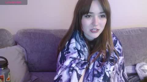 Snapshot of pillogoddess chatting on March 5, 8:32 am PilloGoddess online show from March 5, 8:32 am