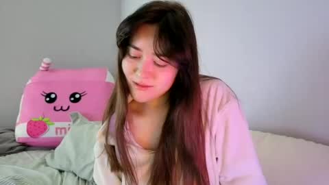 PilloGoddess online show from June 18, 1:06 am