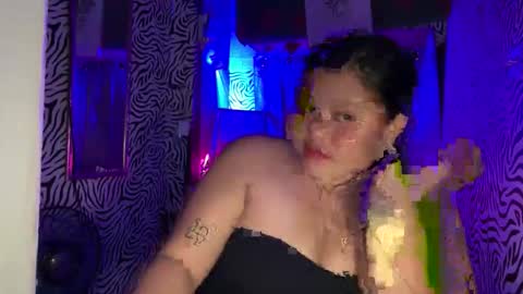 Hot Feb online show from January 11, 12:54 pm