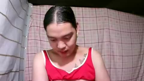 Snapshot of pinay_janella10 chatting on December 16, 7:19 pm pinay_janella10 online show from December 16, 7:19 pm