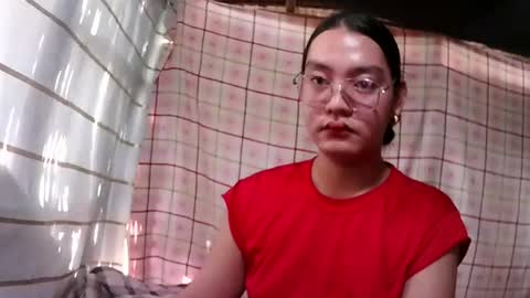 Snapshot of pinay_janella10 chatting on February 2, 12:20 am pinay_janella10 online show from February 2, 12:20 am