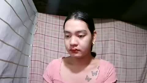 Snapshot of pinay_janella10 chatting on February 22, 3:10 pm pinay_janella10 online show from February 22, 3:10 pm