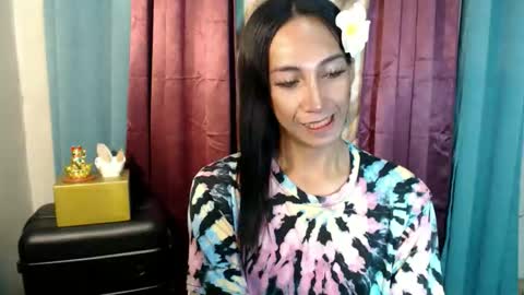 Snapshot of pinay_lucy chatting on October 14, 2:12 am lucyLove online show from October 14, 2:12 am