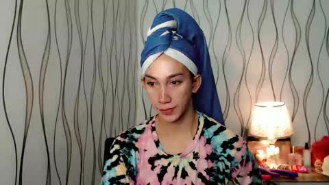 Snapshot of pinay_lucy chatting on November 18, 3:56 am lucyLove online show from November 18, 3:56 am