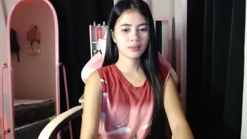 Snapshot of pinay_sharmelyn chatting on May 15, 1:07 pm sharmelynbebe online show from May 15, 1:07 pm