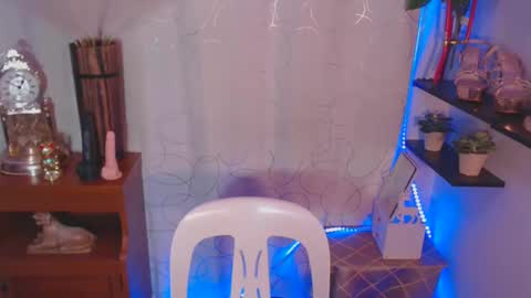 pinay_shawnx online show from March 3, 11:44 am
