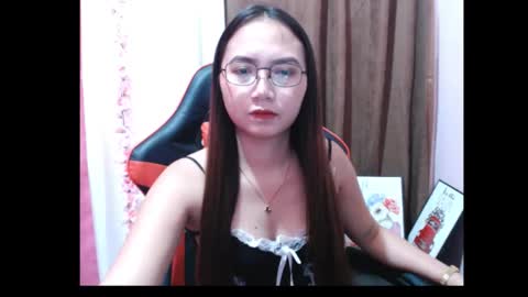 Snapshot of pinay_sweetsexy chatting on October 3, 2:30 am jem online show from October 3, 2:30 am