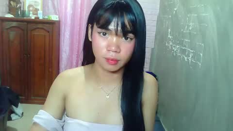 pinayasian_angela online show from December 22, 6:21 am