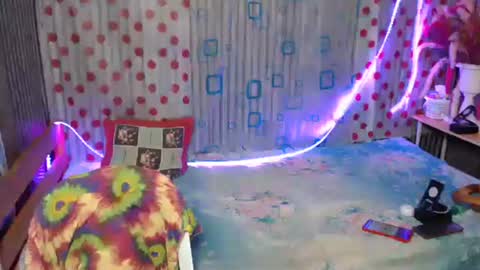 pinayhotmama08 online show from November 11, 1:44 pm