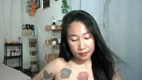 Snapshot of pinayhotty_yumie chatting on June 20, 12:30 pm yumie online show from June 20, 12:30 pm