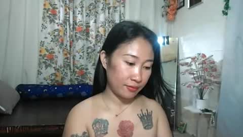 Snapshot of pinayhotty_yumie chatting on July 11, 2:58 am yumie online show from July 11, 2:58 am