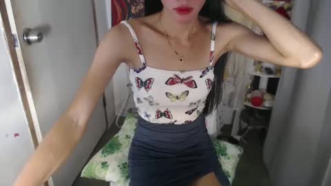 Snapshot of pinayjessaxxx chatting on January 9, 7:21 am pinayjessaxxx online show from January 9, 7:21 am