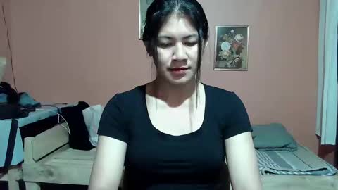 Miya online show from December 5, 5:39 pm