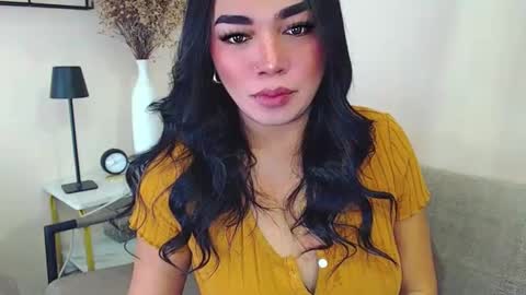 Snapshot of pinaymorena69 chatting on March 9, 10:52 pm Just cath online show from March 9, 10:52 pm