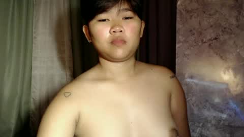 Lyn the Lesbian online show from June 22, 8:39 pm