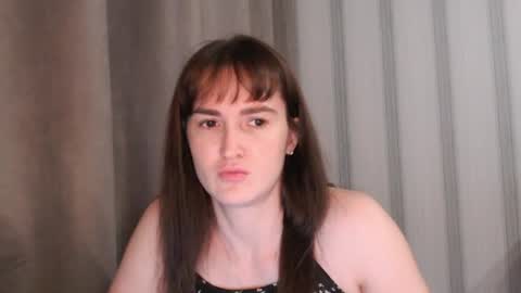 Snapshot of pineapple__mood chatting on July 12, 10:28 am online show from July 12, 10:28 am
