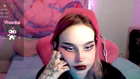 Nancy online show from November 24, 8:08 pm