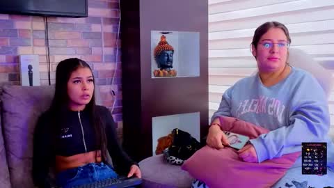 pink_as online show from February 16, 1:40 pm