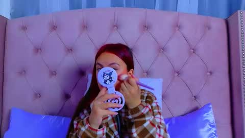 Snapshot of pink_bonnie chatting on October 4, 12:25 pm pink_bonnie online show from October 4, 12:25 pm