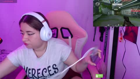 Snapshot of pink_girl0n chatting on February 5, 4:27 am Kitty online show from February 5, 4:27 am