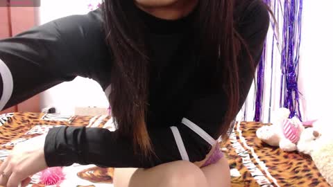 pink_love_25 online show from April 2, 7:06 am