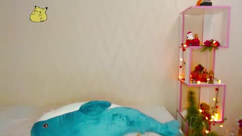 Snapshot of pink_pikachu_ chatting on November 25, 4:51 pm Pikachu pika online show from November 25, 4:51 pm