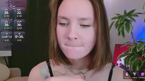 Snapshot of pink_seagull chatting on December 6, 6:06 pm Eva online show from December 6, 6:06 pm