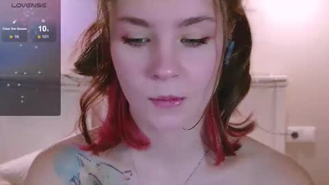 Snapshot of pink_seagull chatting on March 11, 6:41 pm Eva online show from March 11, 6:41 pm