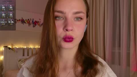 Snapshot of pink_seagull chatting on October 19, 5:46 pm Eva online show from October 19, 5:46 pm