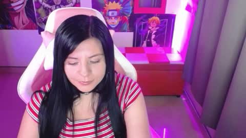 pink_yuii online show from January 13, 10:15 pm