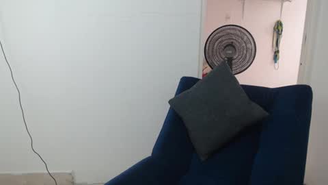 - online show from November 5, 8:20 pm