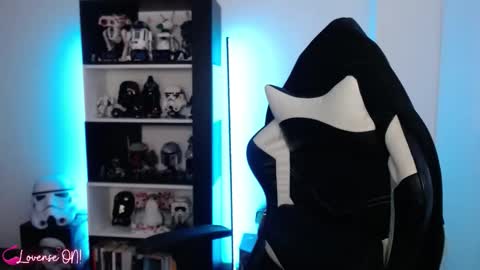 Snapshot of pinkcatlive chatting on November 10, 7:57 pm Emily online show from November 10, 7:57 pm