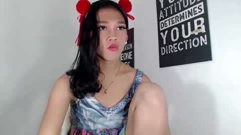 Snapshot of pinkdollbaby_ chatting on April 6, 7:48 pm pinkdollbaby_ online show from April 6, 7:48 pm