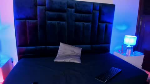 Snapshot of pinkflame_ chatting on May 9, 8:58 pm pinkflame_ online show from May 9, 8:58 pm