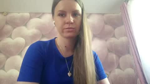 Snapshot of pinkiesadlier chatting on May 19, 6:20 am Lola online show from May 19, 6:20 am