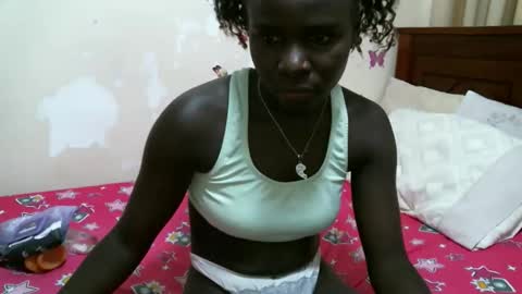 Snapshot of pinkiey_ chatting on November 3, 11:00 am pinky online show from November 3, 11:00 am