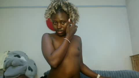 Snapshot of pinklover2003 chatting on June 12, 10:58 am Serena online show from June 12, 10:58 am