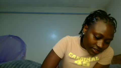 Snapshot of pinklover2003 chatting on June 18, 5:50 pm Serena online show from June 18, 5:50 pm