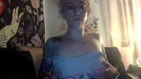 Snapshot of pinkparty13 chatting on July 9, 4:38 am pinkparty13 online show from July 9, 4:38 am