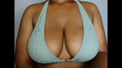pinkxsugar online show from July 10, 7:12 am